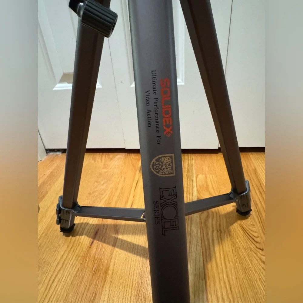 Vintage Solidex Excel Series Heavy Duty Tripod VT-87HQ